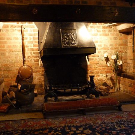 Tudor Cottage Ашфорд Экстерьер фото